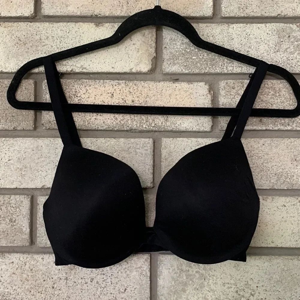 3for$20 bra has underwire 32DD